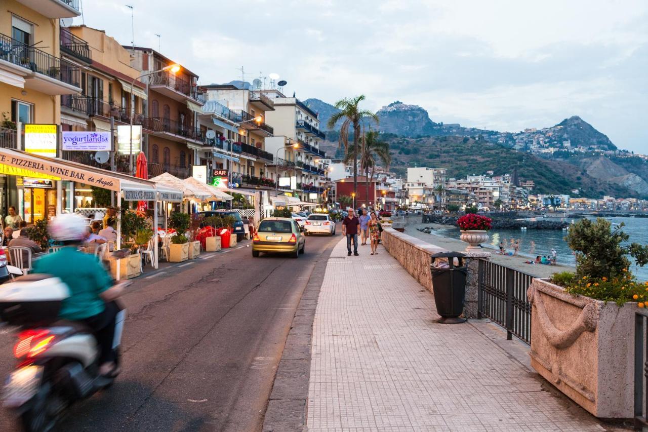 Le Tre More Giardini Naxos Exterior foto